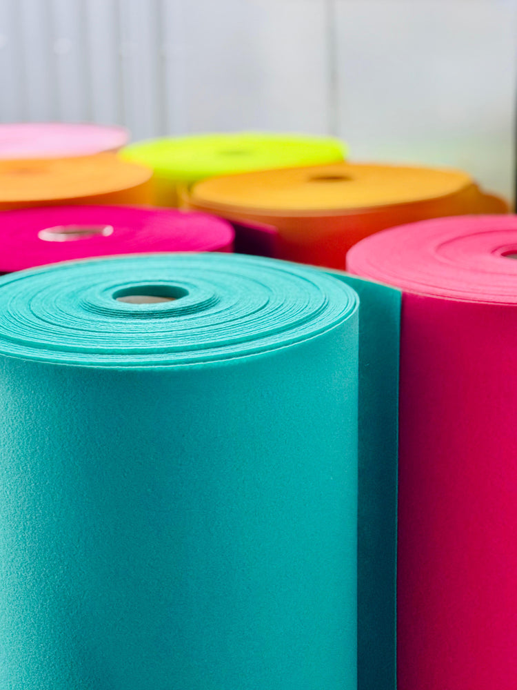 Felt by ROLL 50 yrds